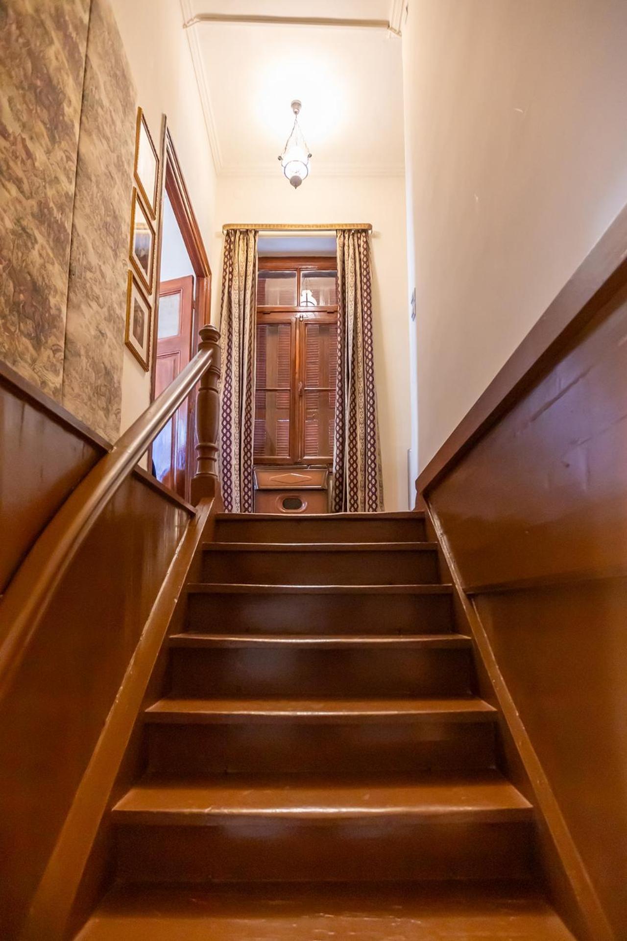 Era Of Elegance: 1928 Classic Dwelling Trípoli Eksteriør bilde