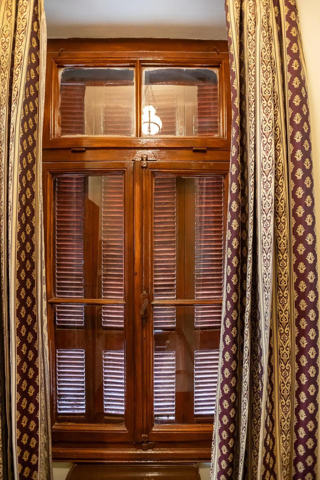 Era Of Elegance: 1928 Classic Dwelling Trípoli Eksteriør bilde